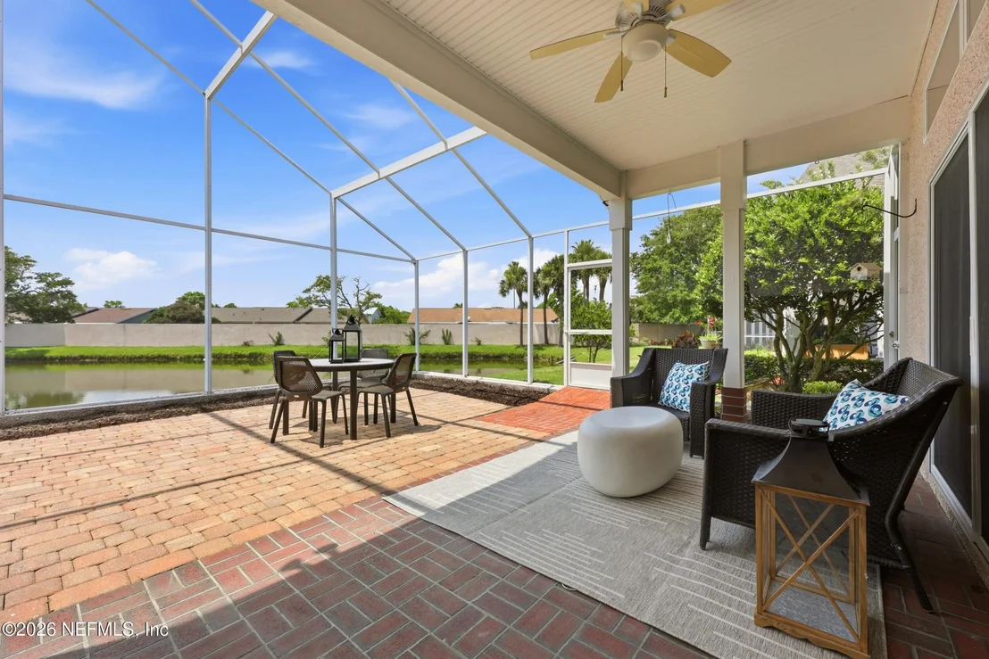 Photo of 272 SEA WOODS Drive N