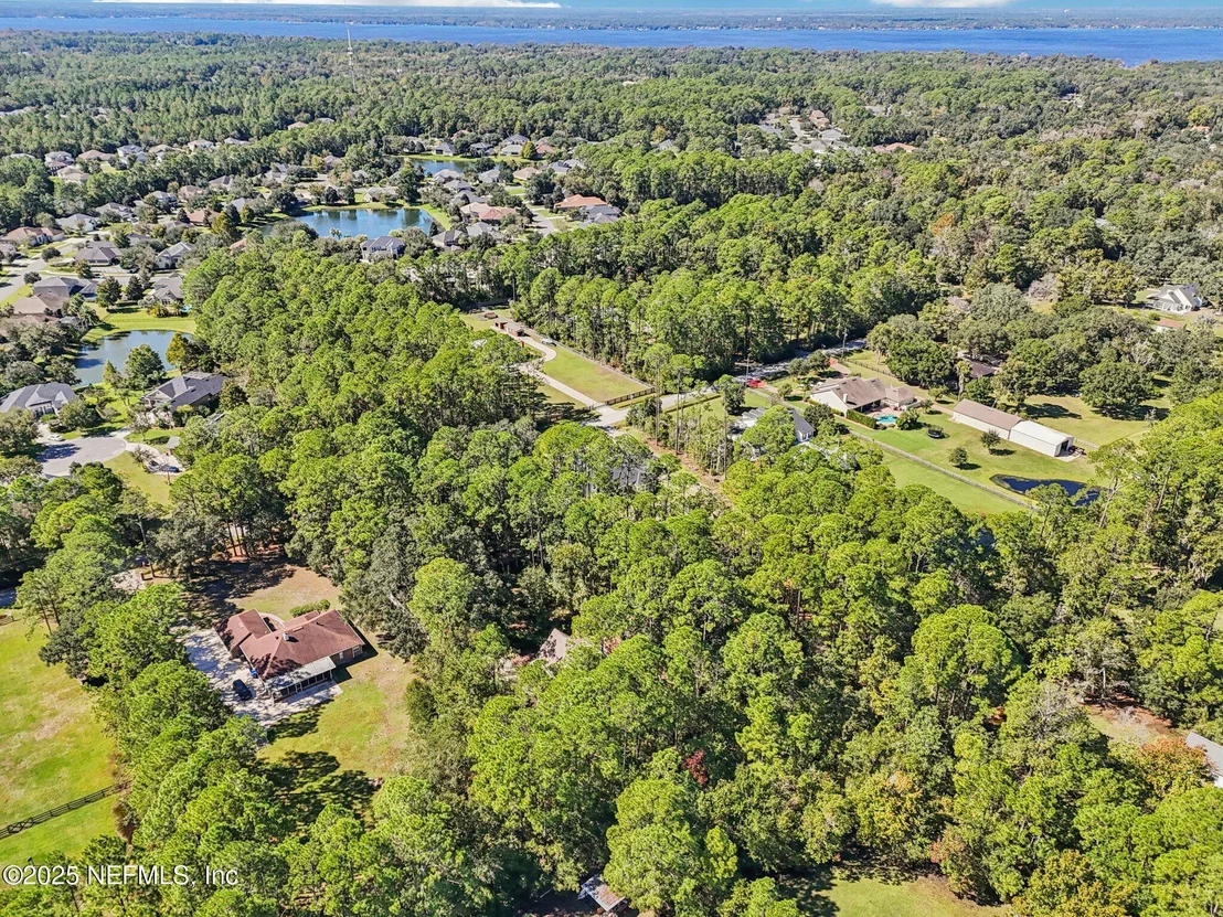 Photo of 1265 WHISPERING PINES Road