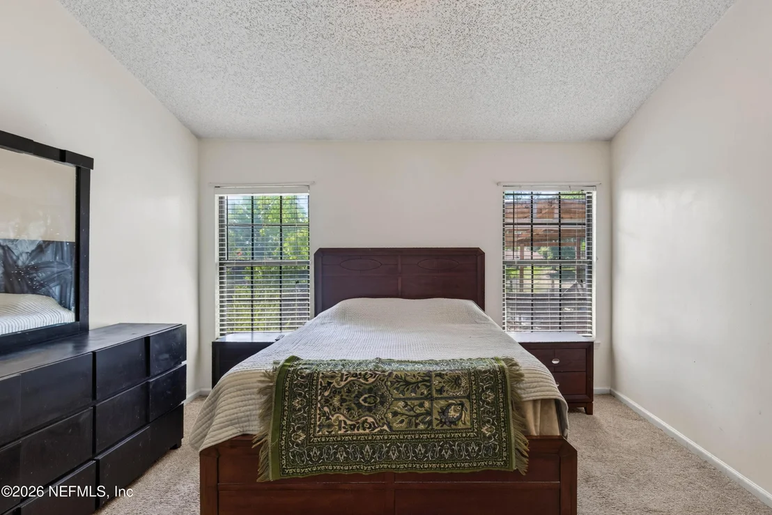 Photo of 1641 SPRING OAKS Lane