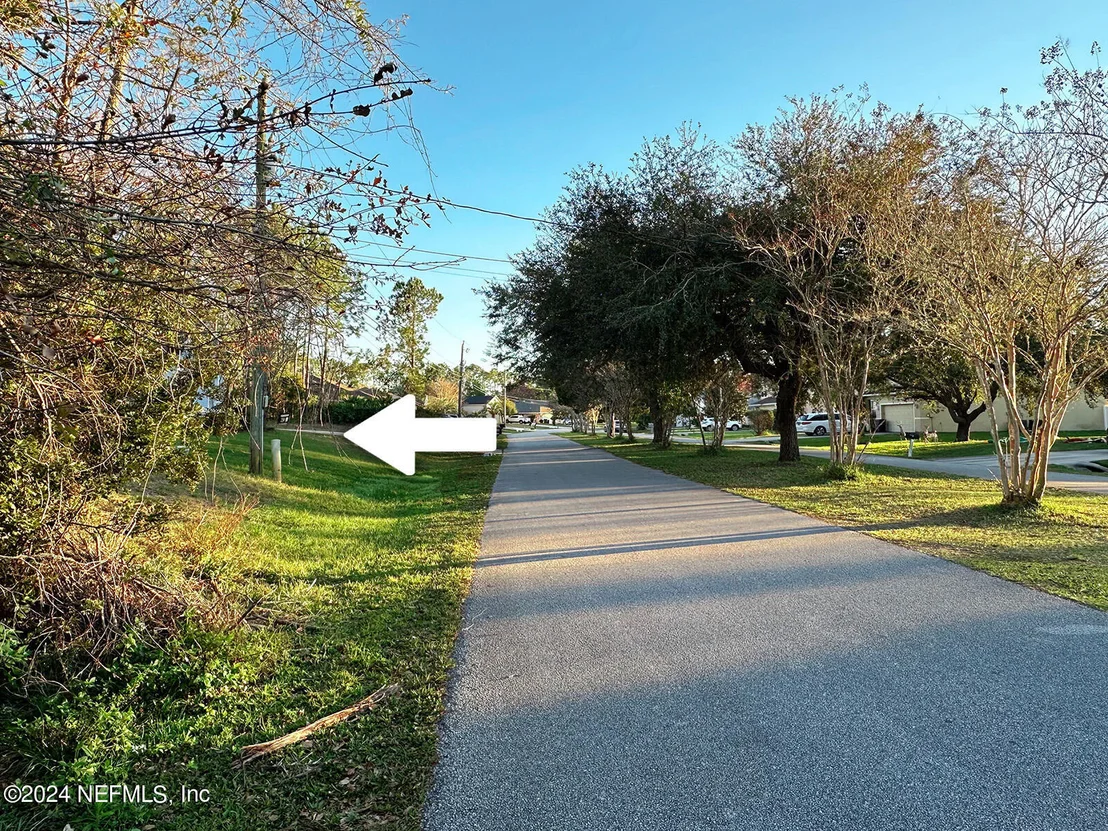 Photo of 32 LEAVER Drive