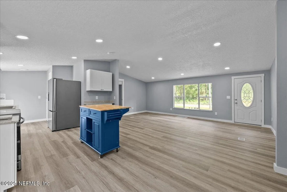 Photo of 713 HICKORY NUT Trail
