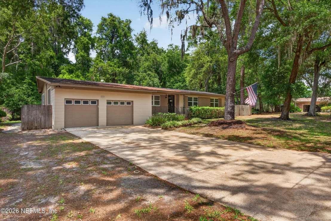 Photo of 317 FROG HOLLOW Road