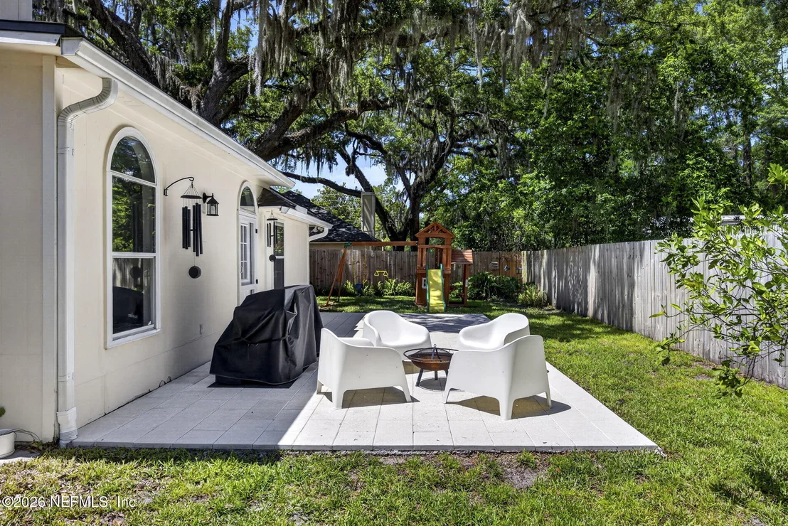 Photo of 9515 BROKEN OAK Boulevard