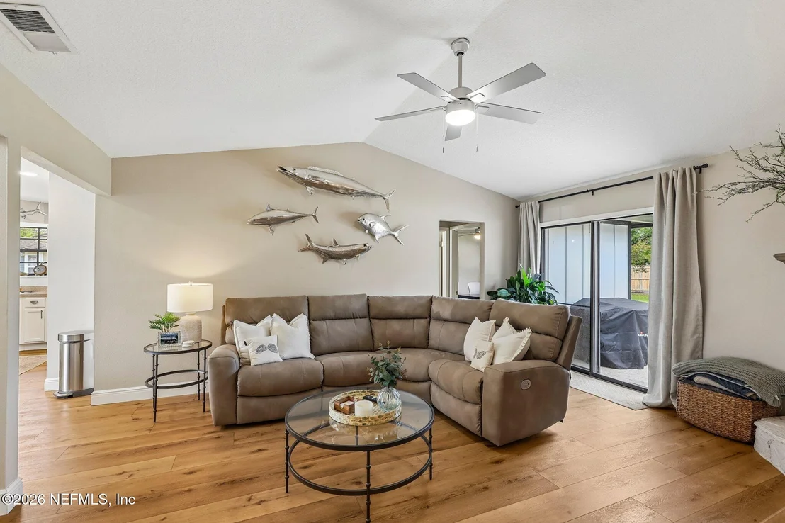 Photo of 1836 KILLARN Circle