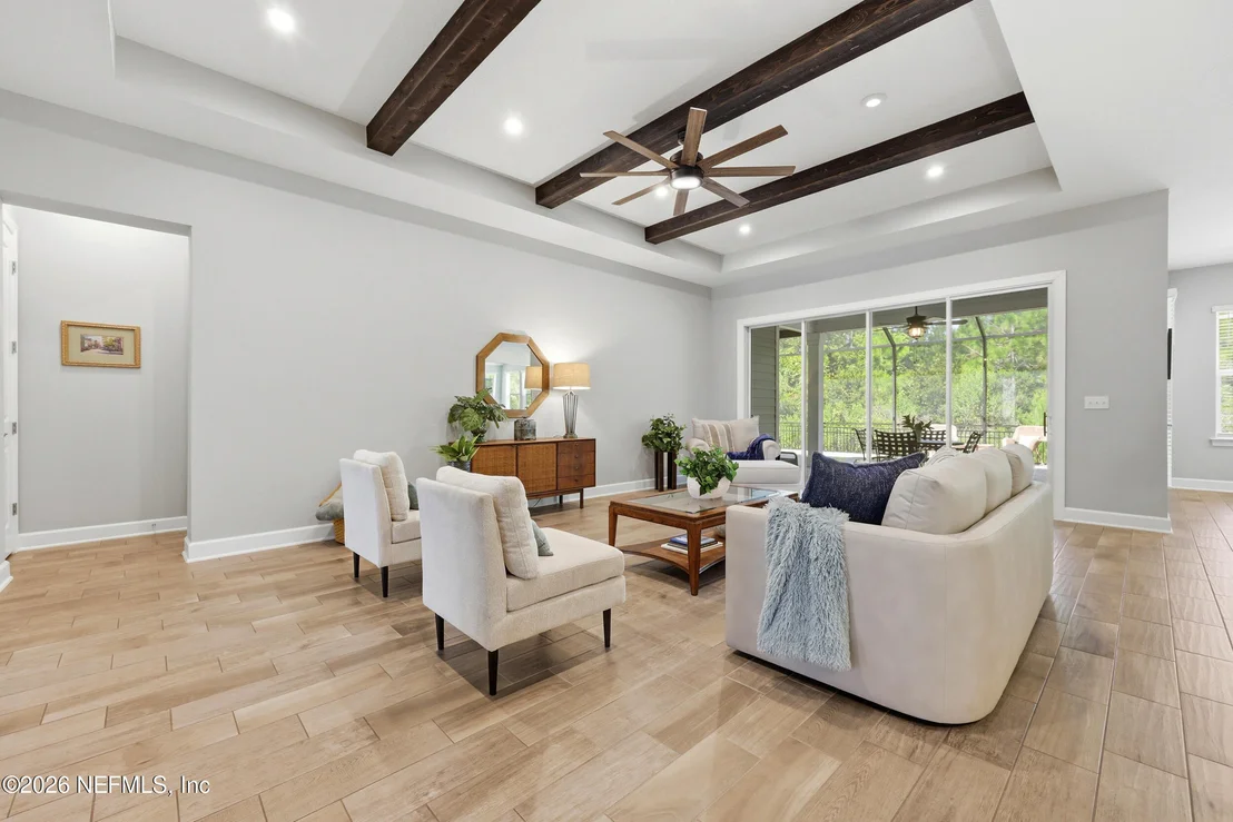 Photo of 359 GLENNEYRE Circle