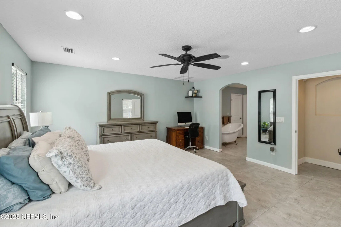 Photo of 11624 CHAPPARELL Road