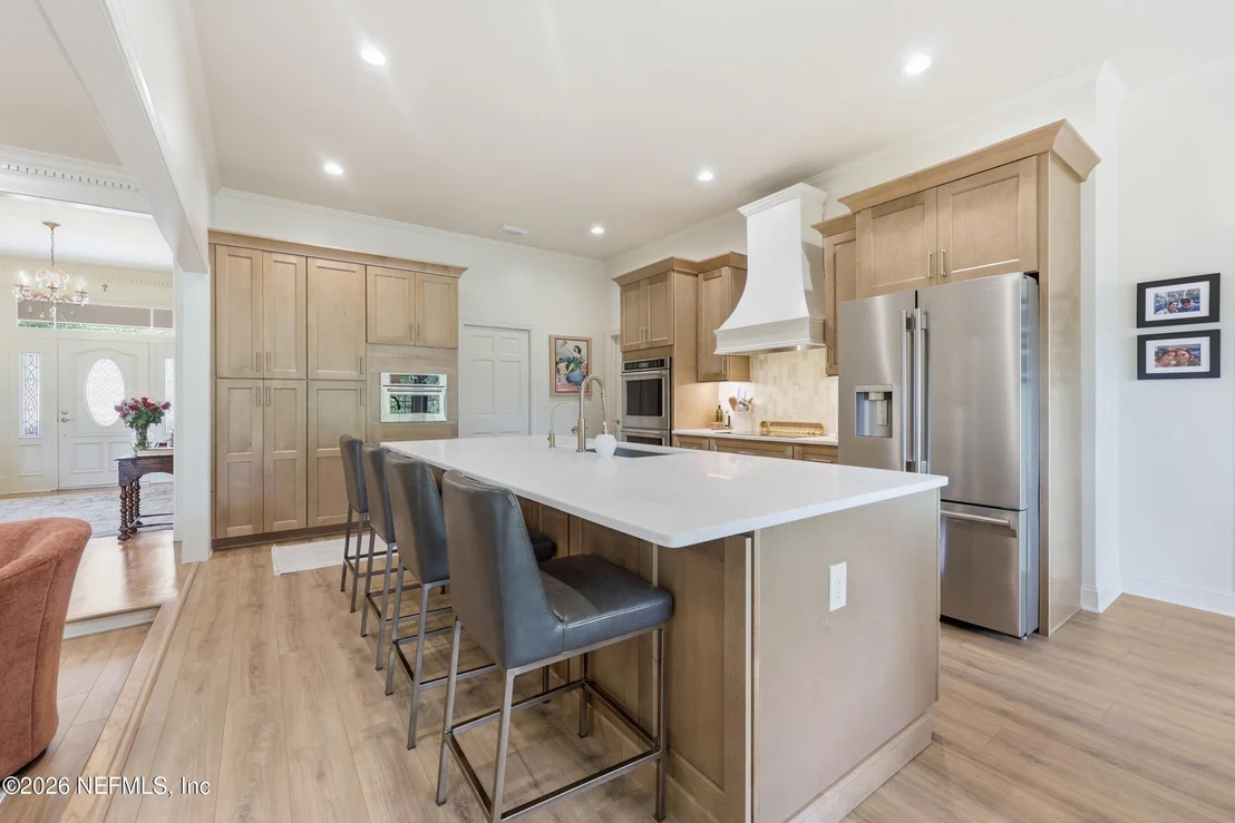 Photo of 8127 MIDDLE FORK Lane