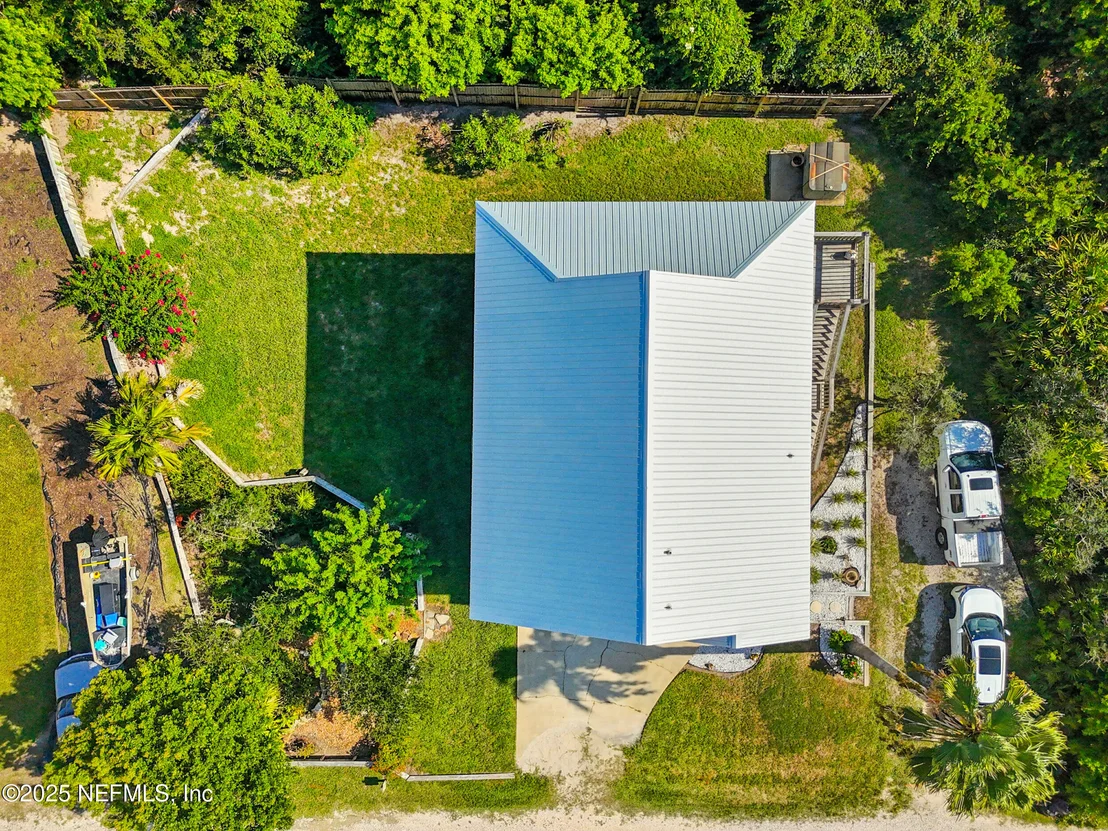 Photo of 41 MILLIKEN Lane