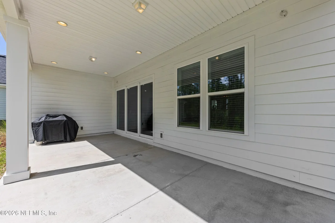 Photo of 173 REFLECTIONS Avenue
