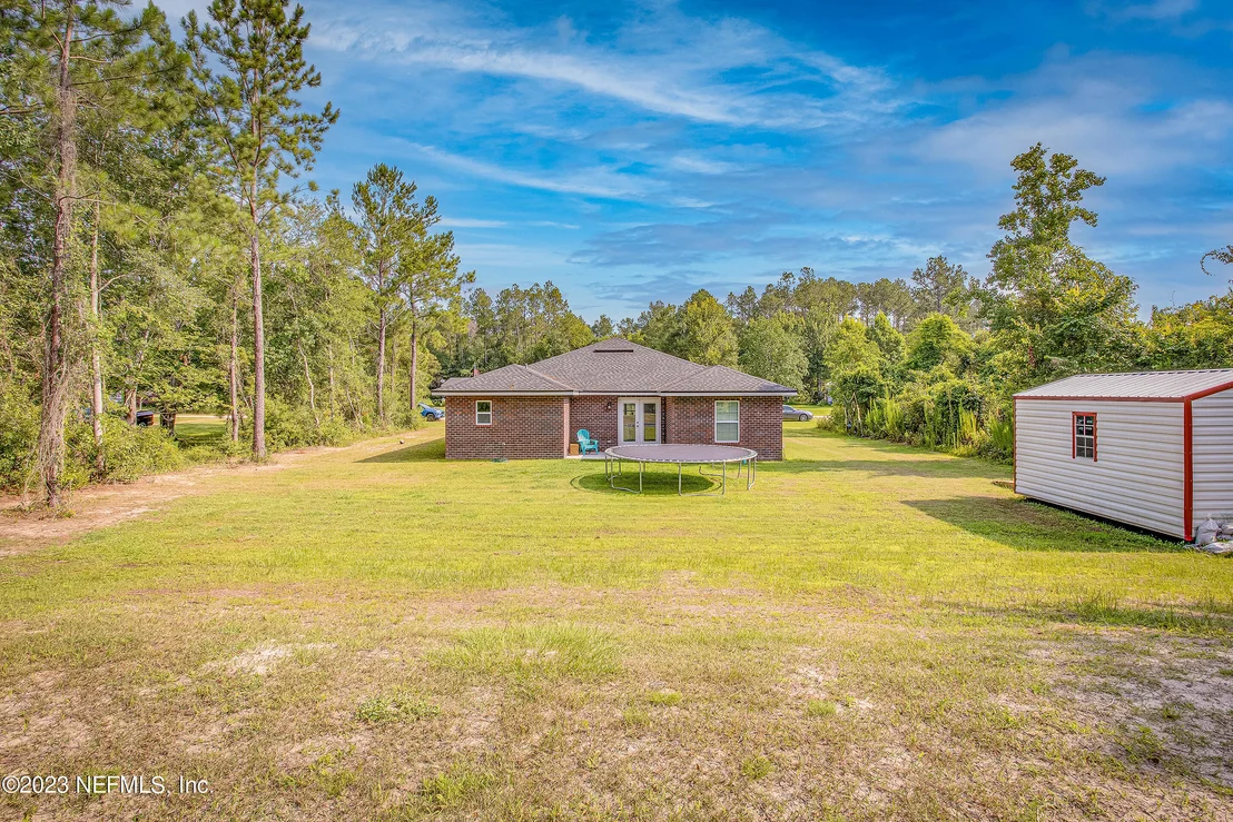 Photo of 44160 WILLOW Lane