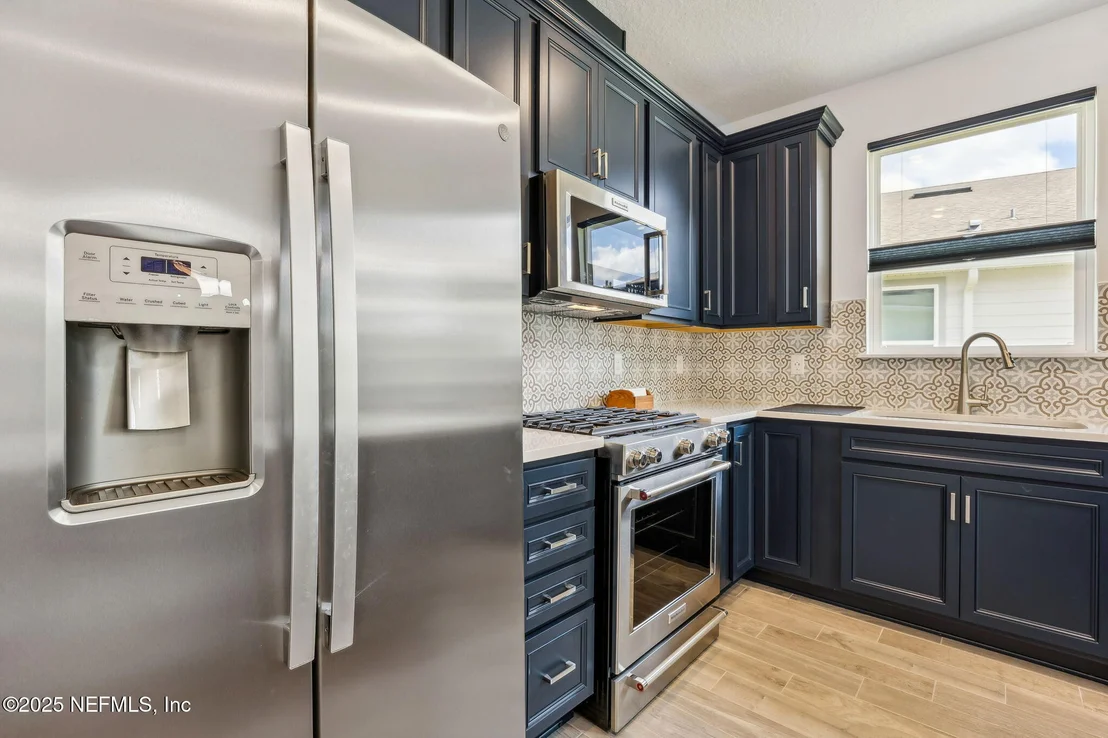 Photo of 564 JUBILEE Circle