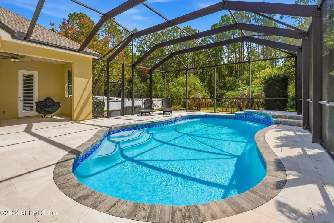 Photo of 804 STELLING Court