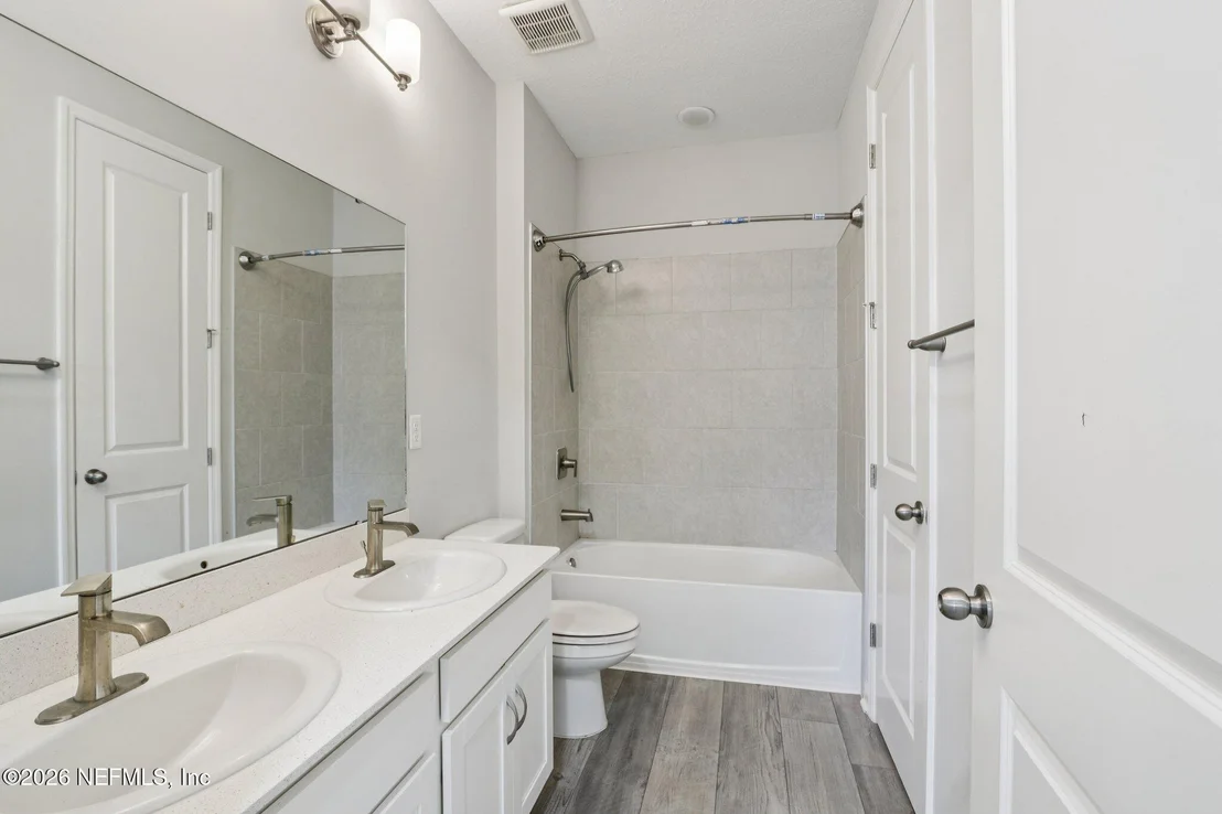 Photo of 32 VERDURE Street