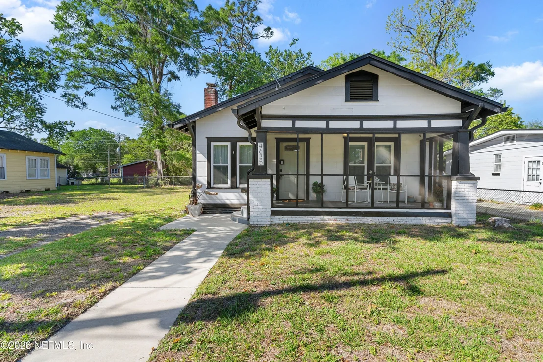 Photo of 4635 HERCULES Avenue