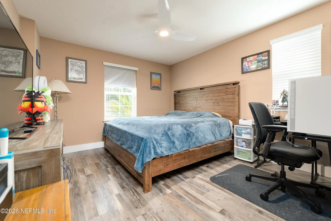 Photo of 392 DOWNS CORNER Road