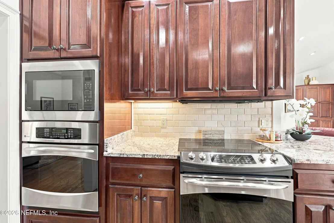 Photo of 365 MARSH POINT Circle