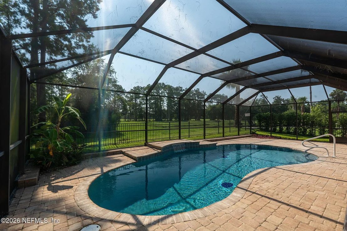 Photo of 2325 LINKS Drive