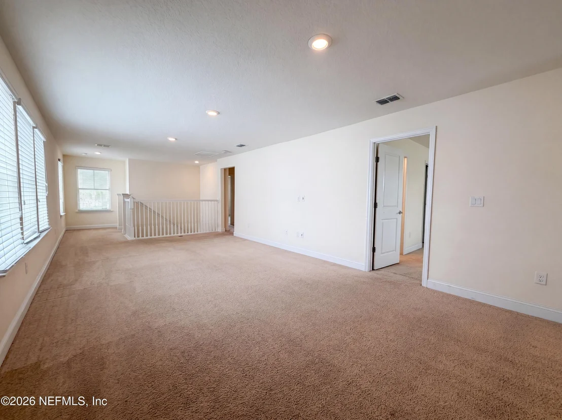 Photo of 211 CLIFTON BAY