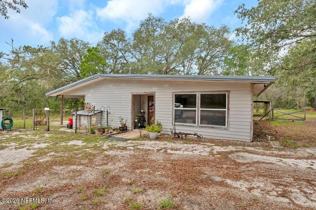 Photo of 8237 FOREST HILLS Road