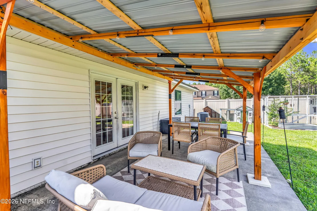 Photo of 9639 BEMBRIDGE MILL Drive