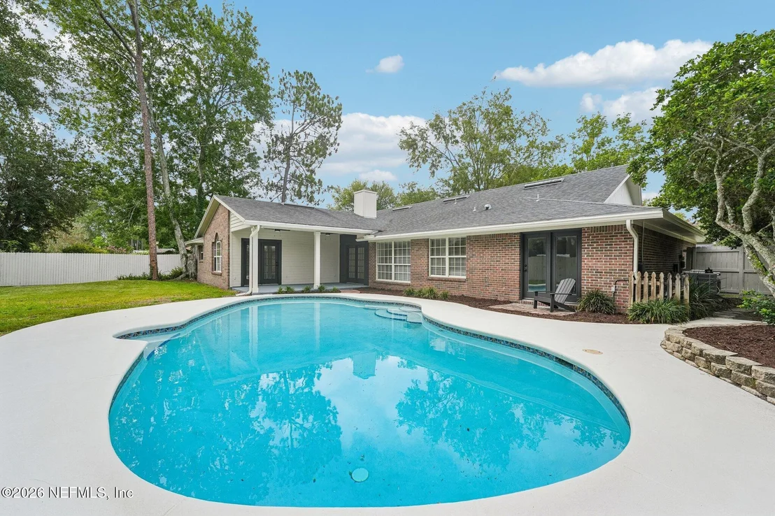 Photo of 1607 SHEFFIELD Place
