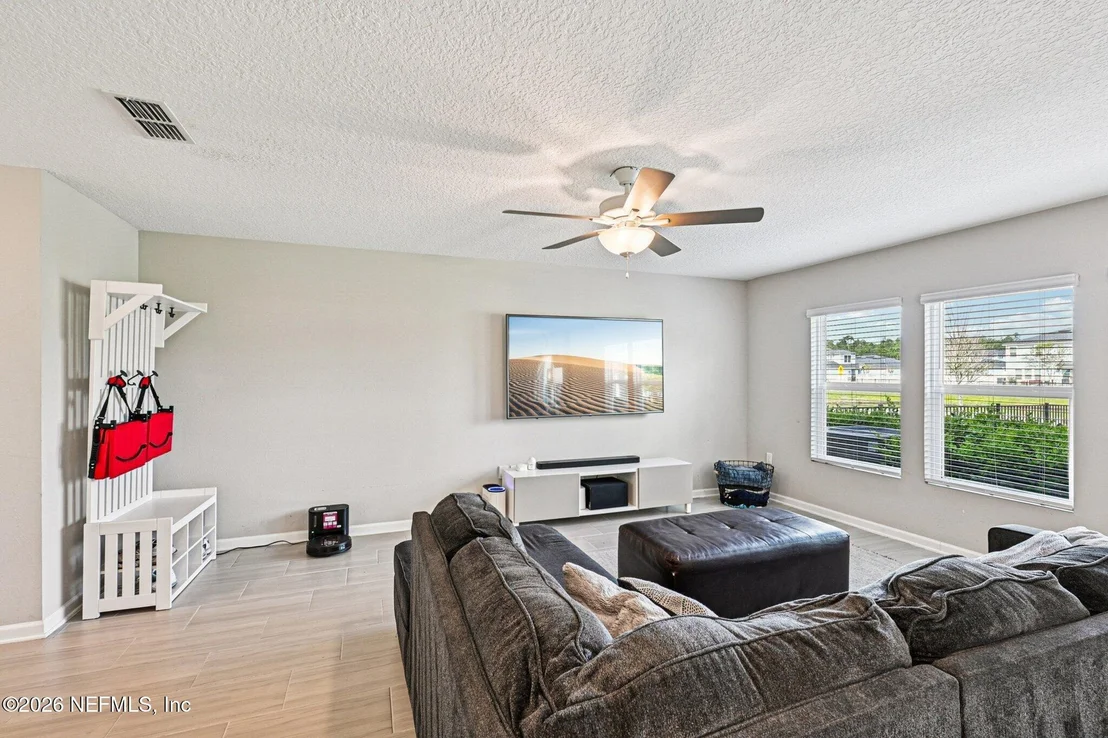 Photo of 706 MEADOW RIDGE Drive