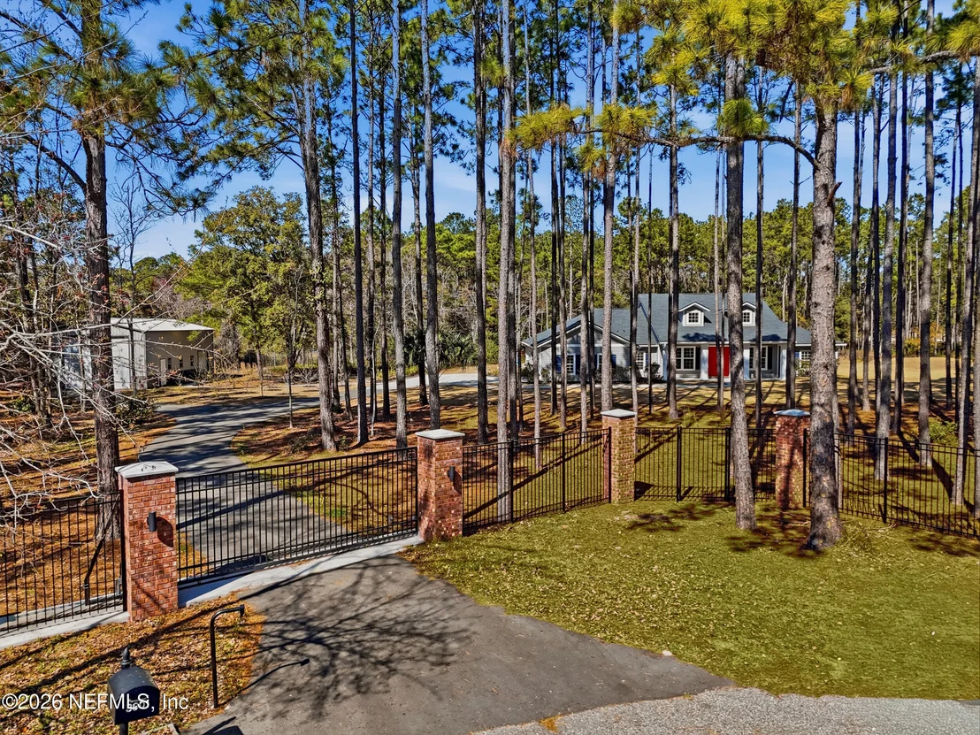 Photo of 3901 FOXFIELD Lane