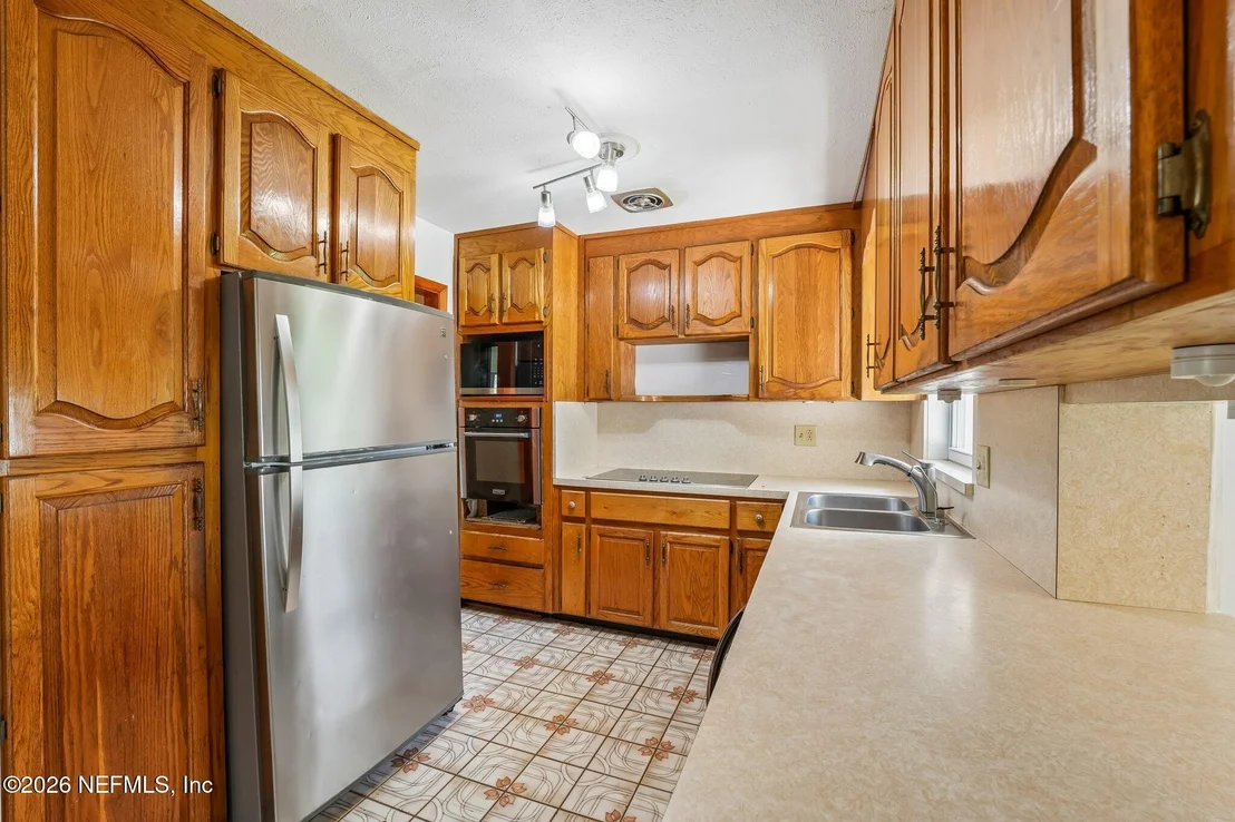 Photo of 1112 BAISDEN Road