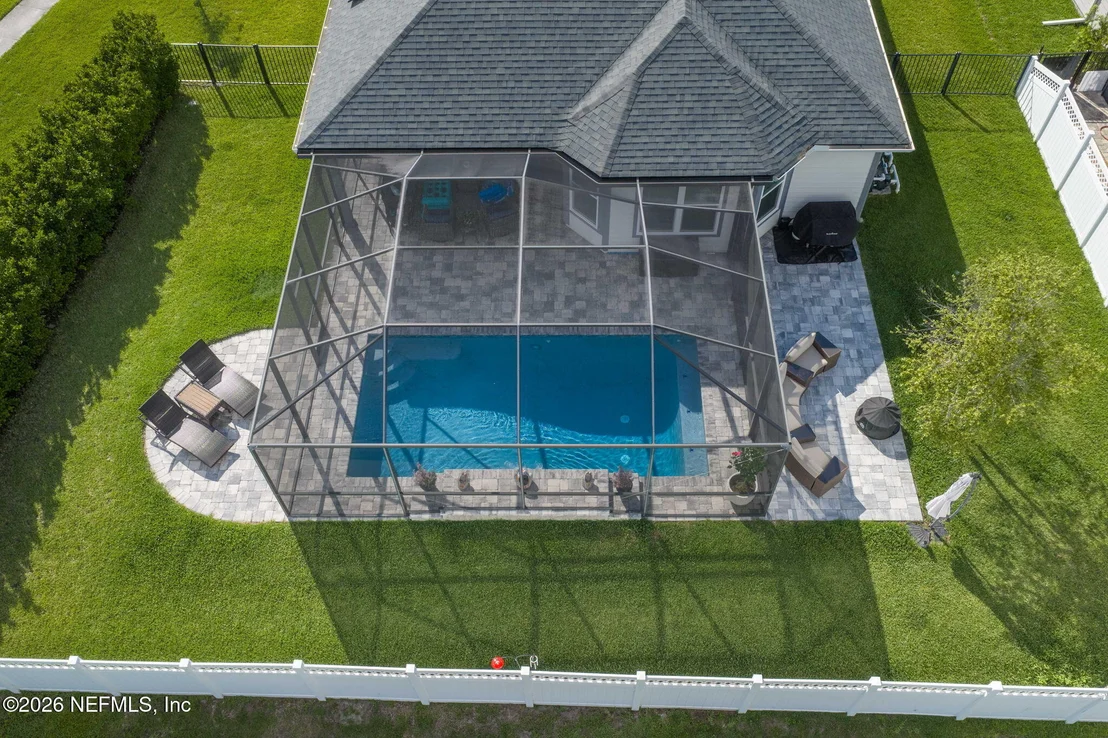 Photo of 18 TARBERT Lane