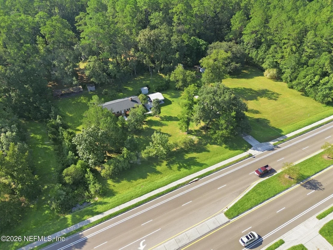 Photo of 450370 STATE ROAD 200