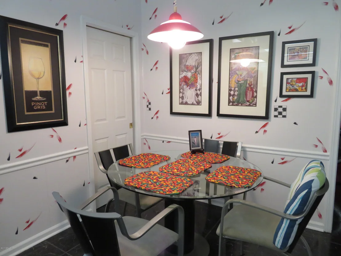 Photo of 1171 LINWOOD Loop
