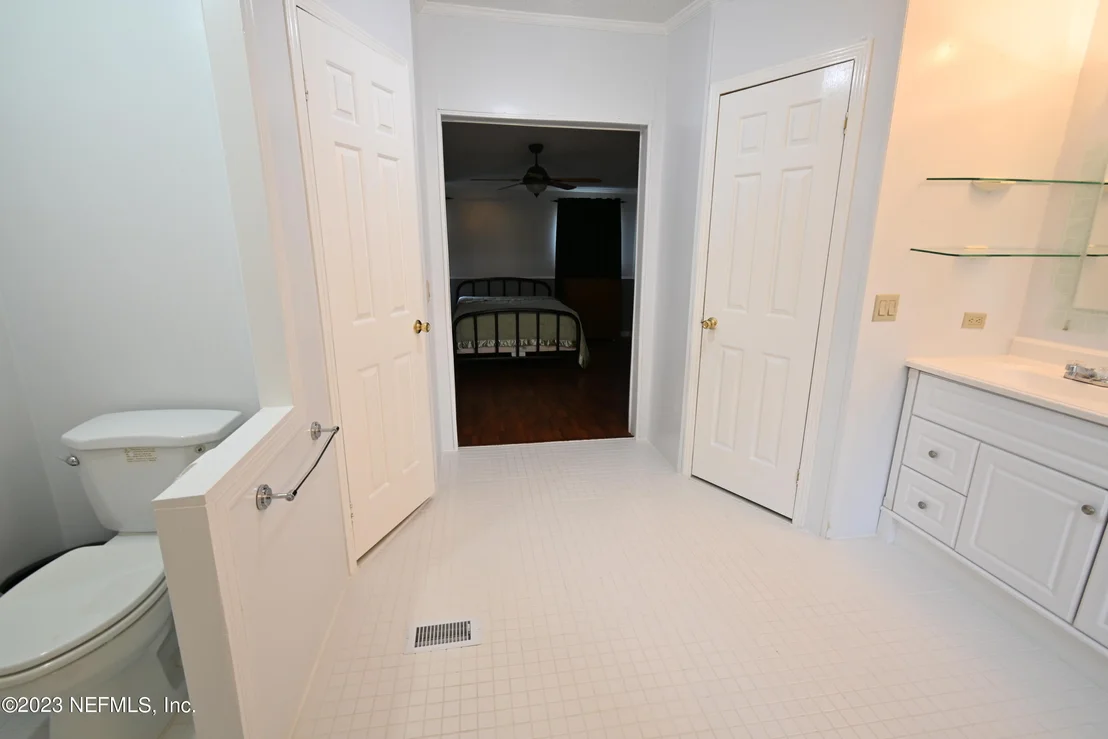 Photo of 11349 DEERWOOD Circle