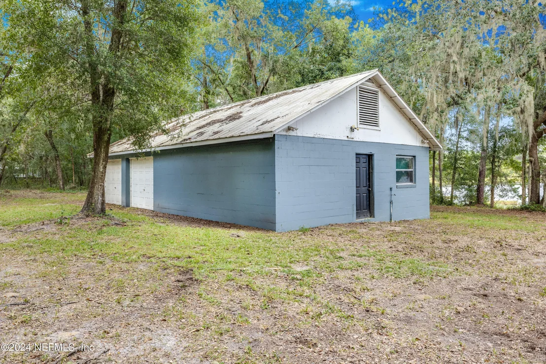 Photo of 334 N COUNTY ROAD 315