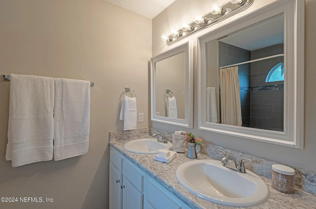 Photo of 572 JAMES WILSON Circle