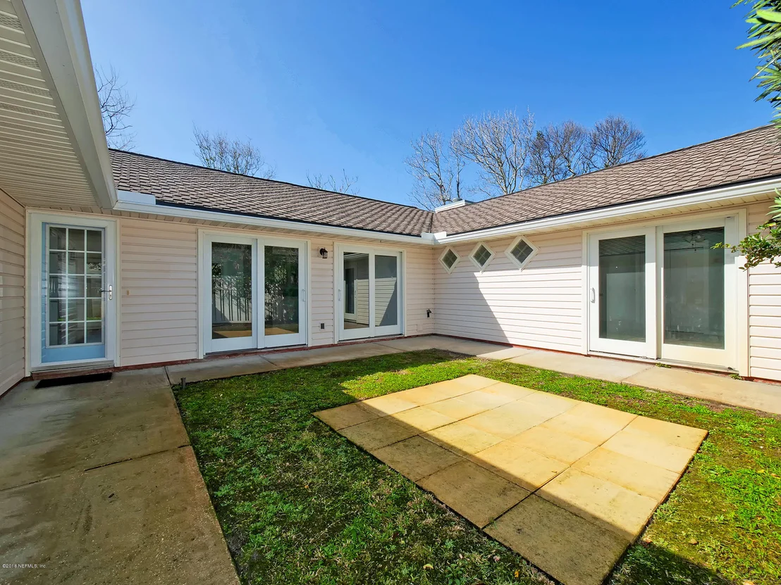 Photo of 1802 SEMINOLE Road