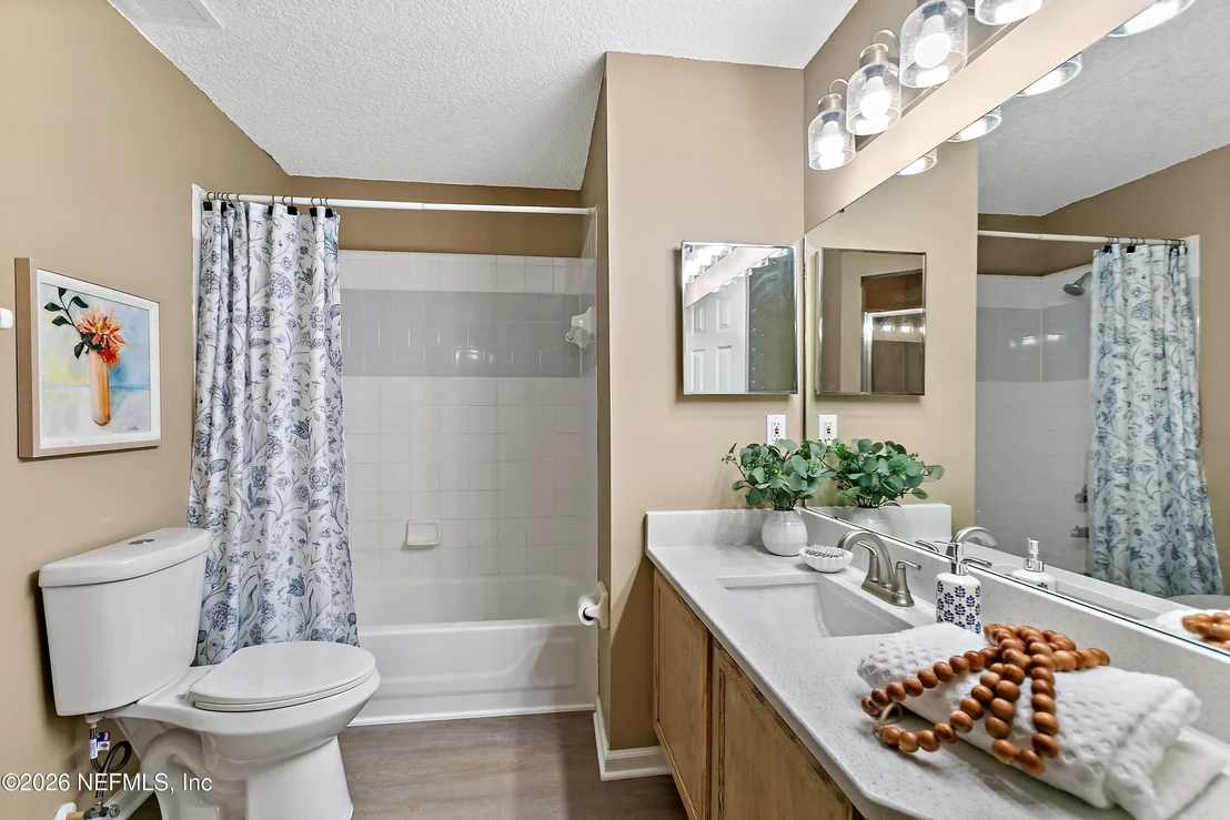 Photo of 3122 WAVERING Lane