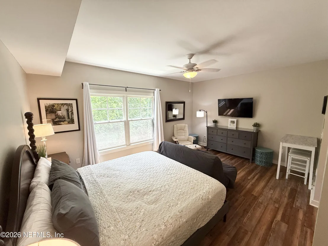 Photo of Unit 211 at 965 REGISTRY Boulevard