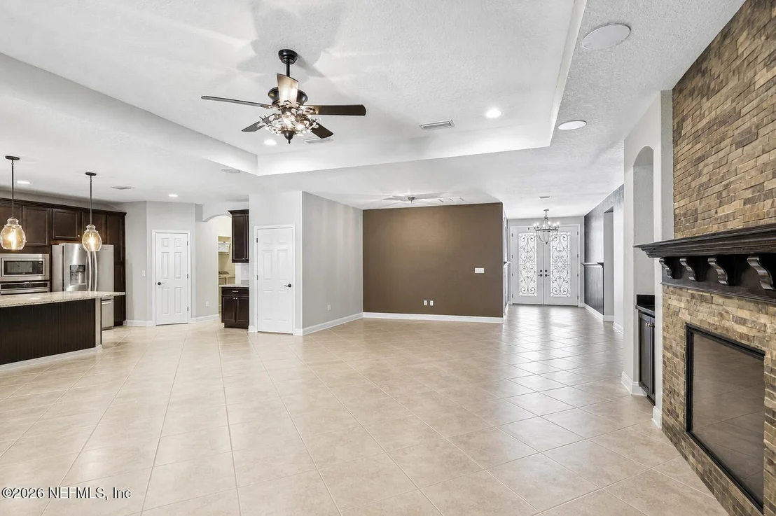 Photo of 910 LAUREL VALLEY Drive