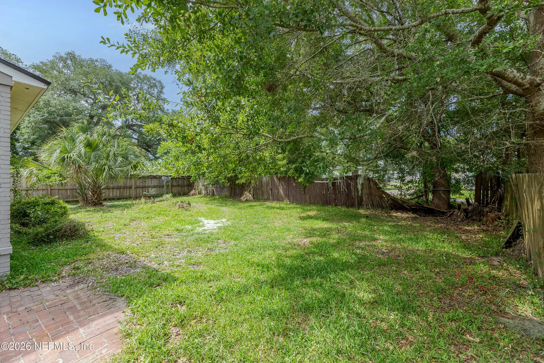 Photo of 1052 WILLIS Drive