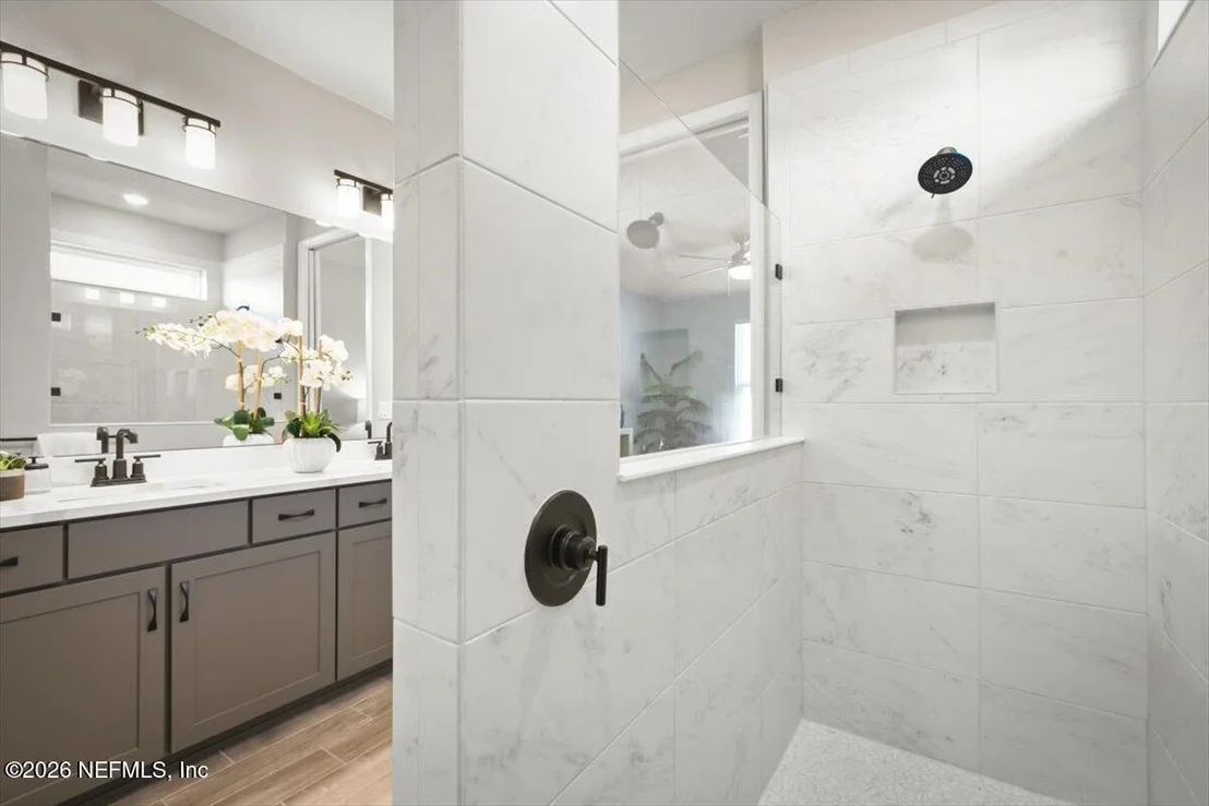 Photo of 10988 TOWN VIEW Drive