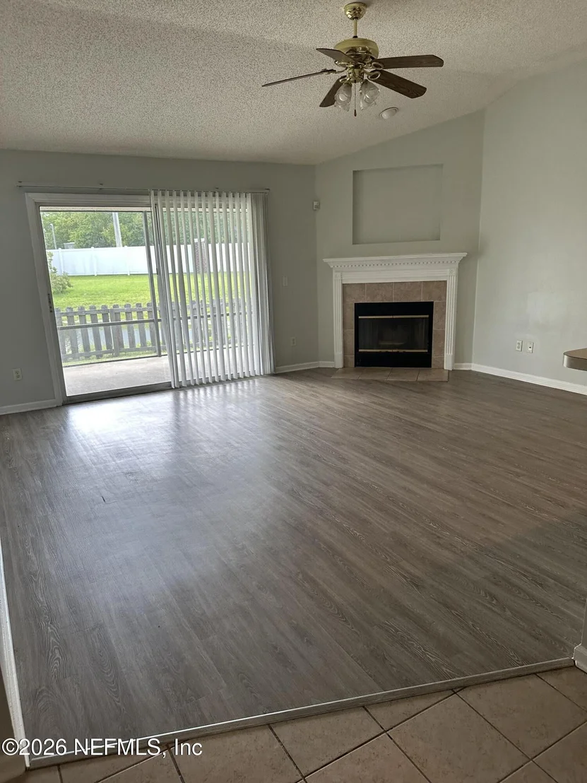 Photo of 1610 NORTHGLEN Circle
