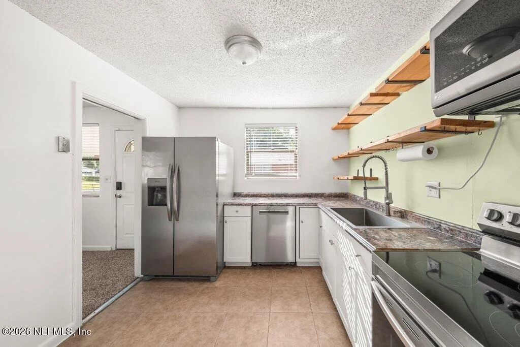 Photo of 5248 ROYCE AVE Avenue