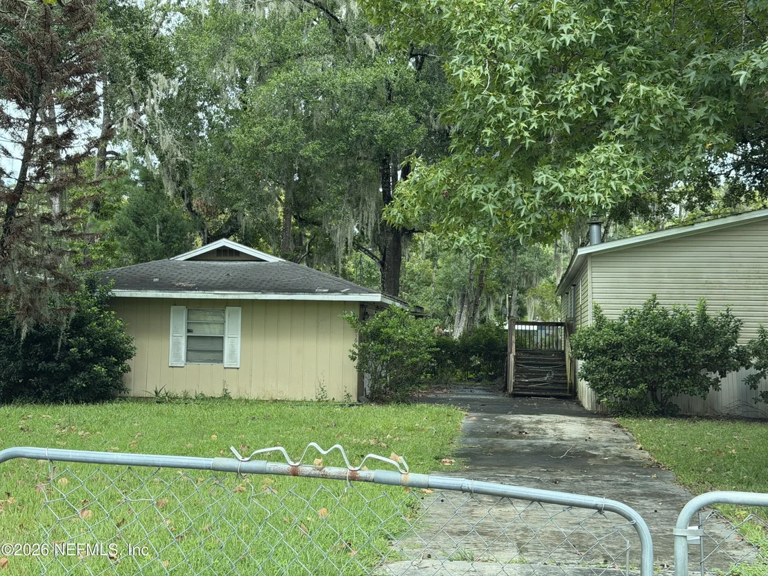 Photo of 55616 LEE Street