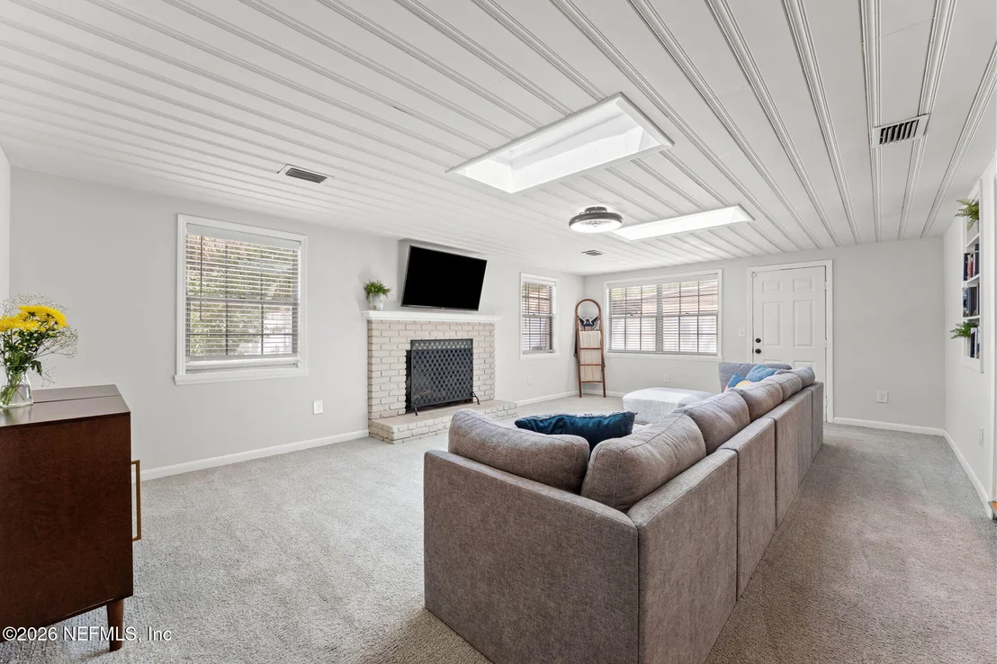 Photo of 6144 ROBBINS Circle N