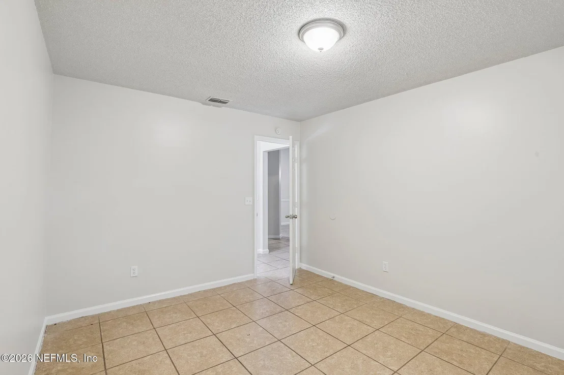 Photo of 1580 BEECHER Lane