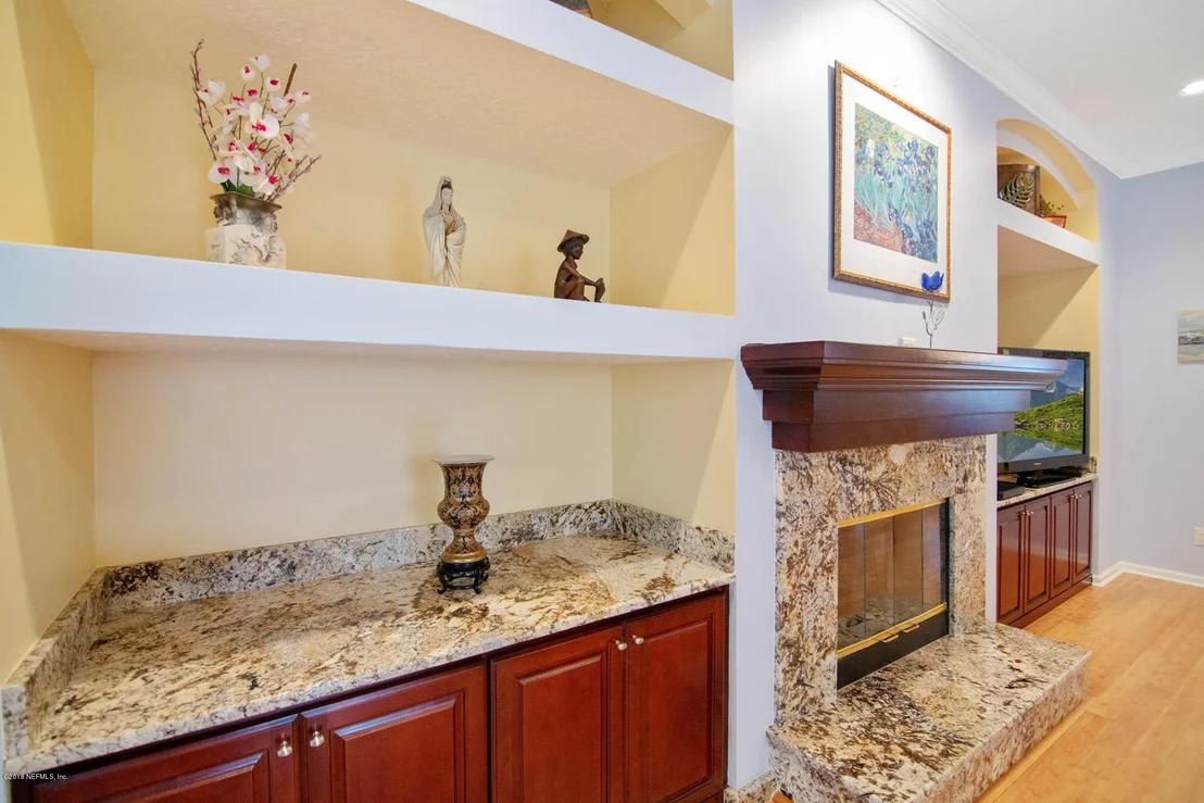 Photo of 115 GLEN OAKS Drive