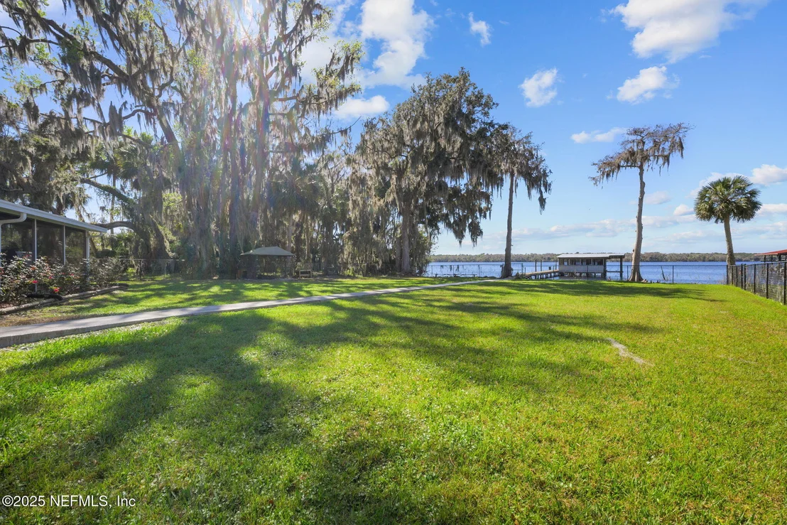 Photo of 113 DRIFTWOOD Lane