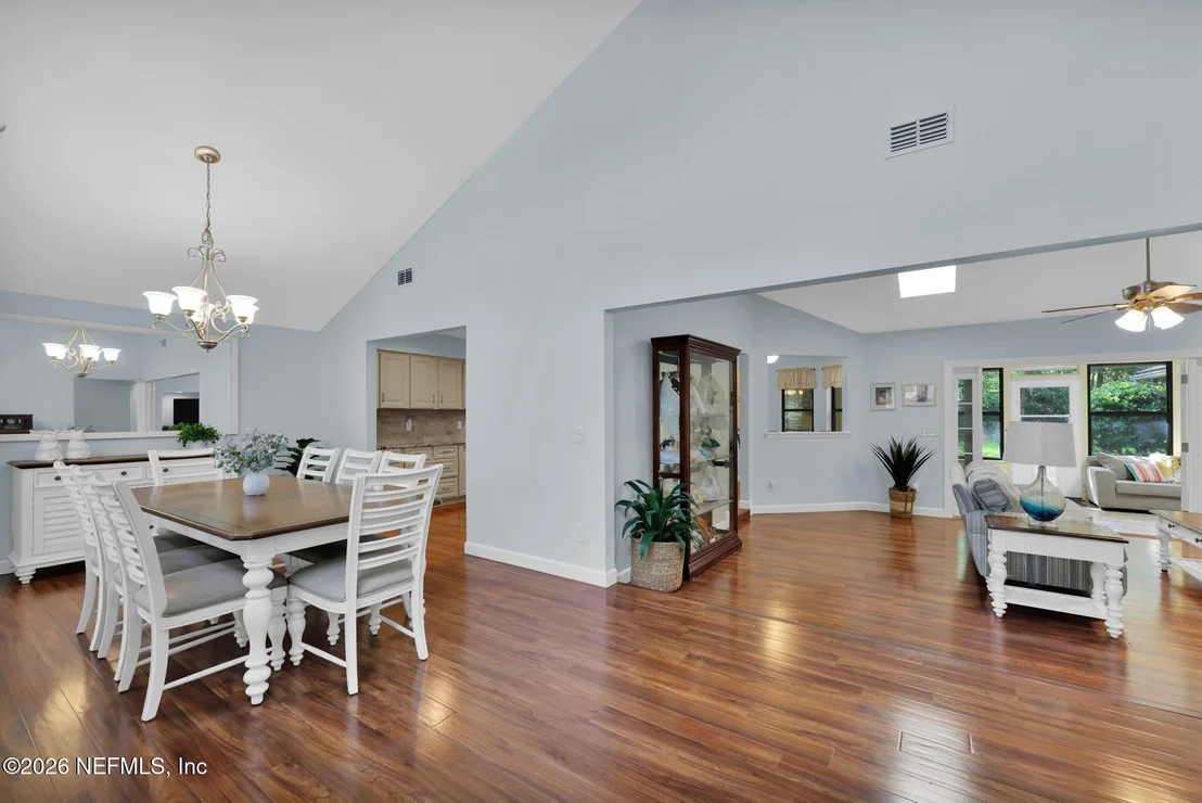 Photo of 1076 MAINSAIL Lane