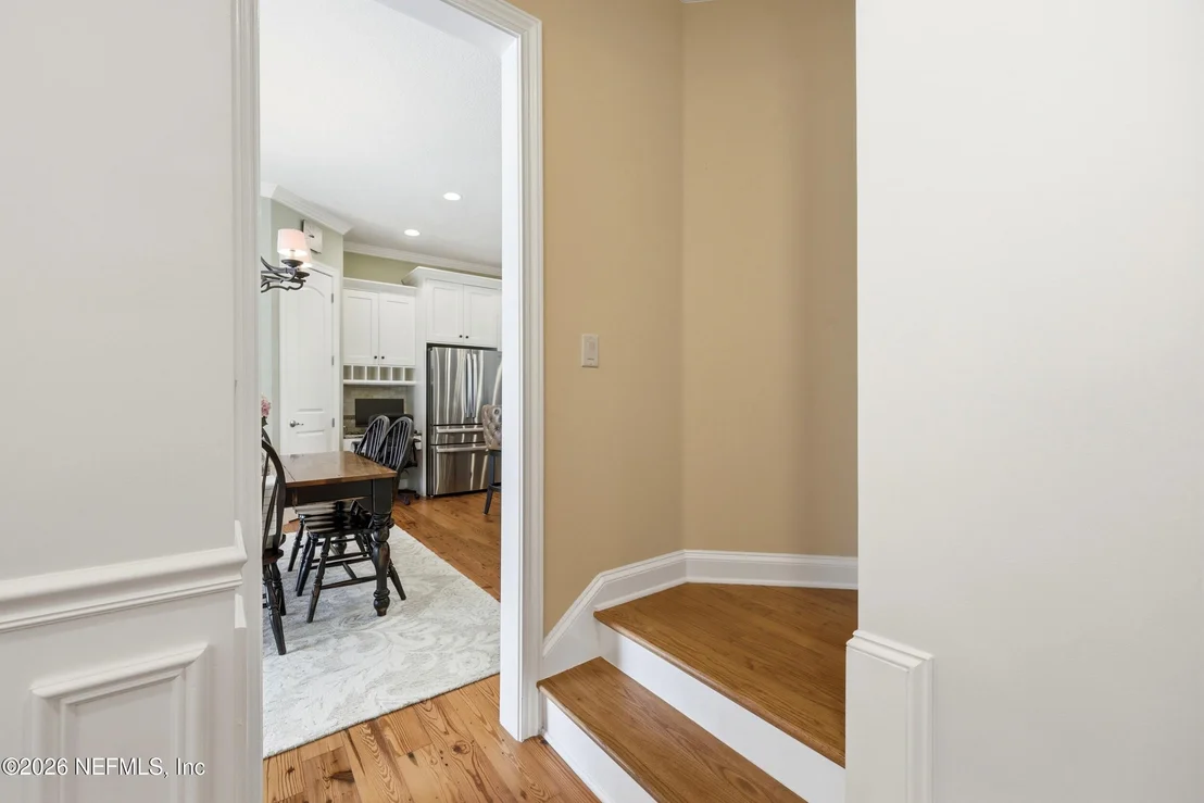 Photo of 286 VALE Drive