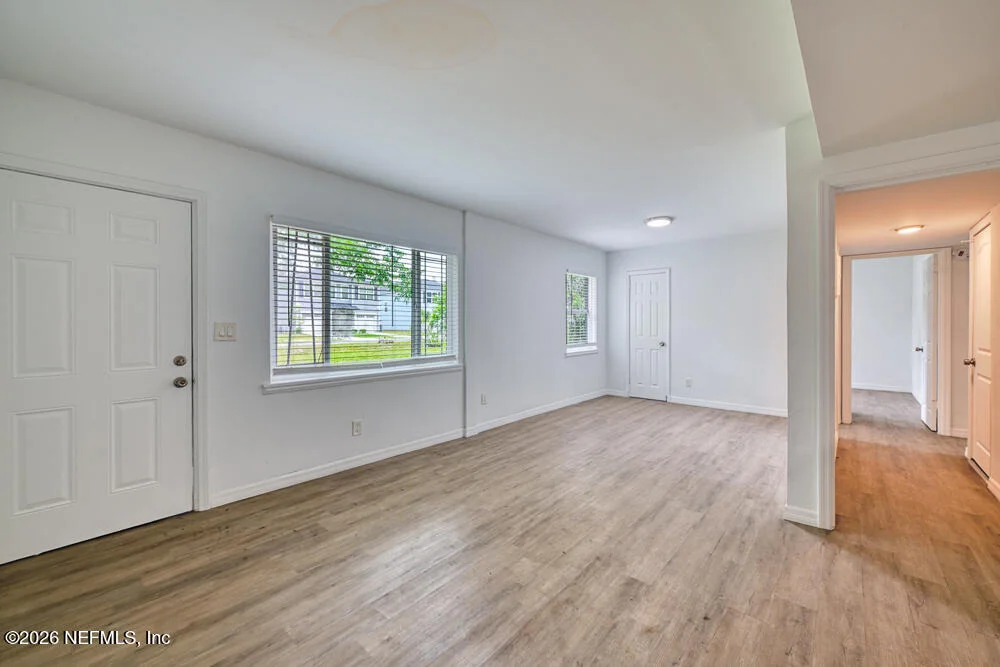 Photo of 1339 ELLIS Road